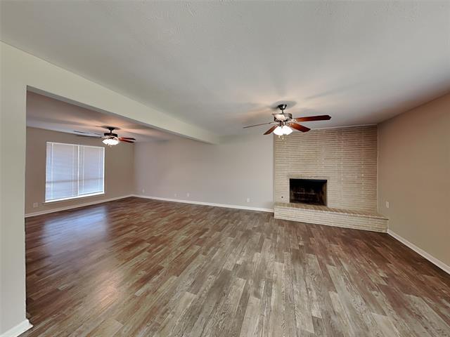 Foto del edificio - 1514 Regina Ct S