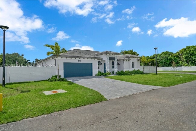Building Photo - 27306 SW 161st Ct