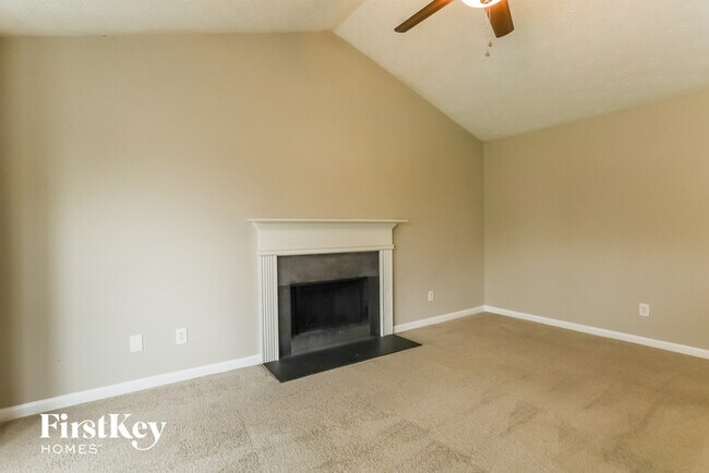 Building Photo - 109 Fieldcrest Dr