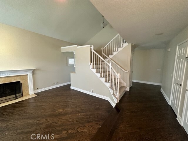 Building Photo - 25981 Anacapa St