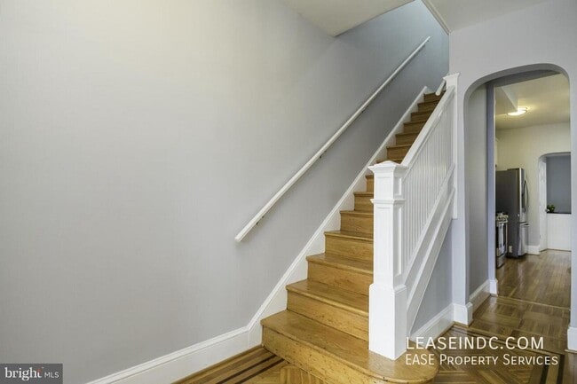 Building Photo - 4707 9th St NW