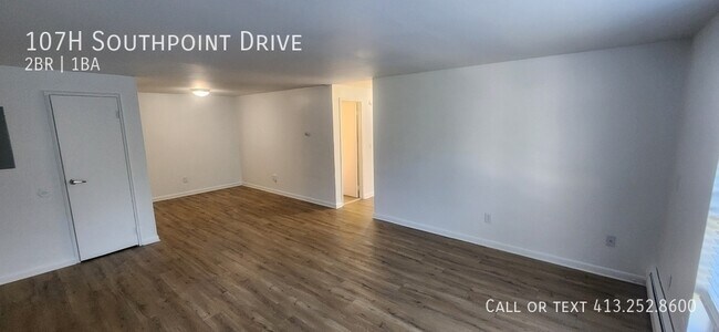 Foto del edificio - 107 Southpoint Dr