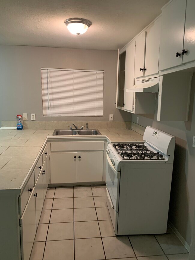 Foto del edificio - 220 N Hargrave St