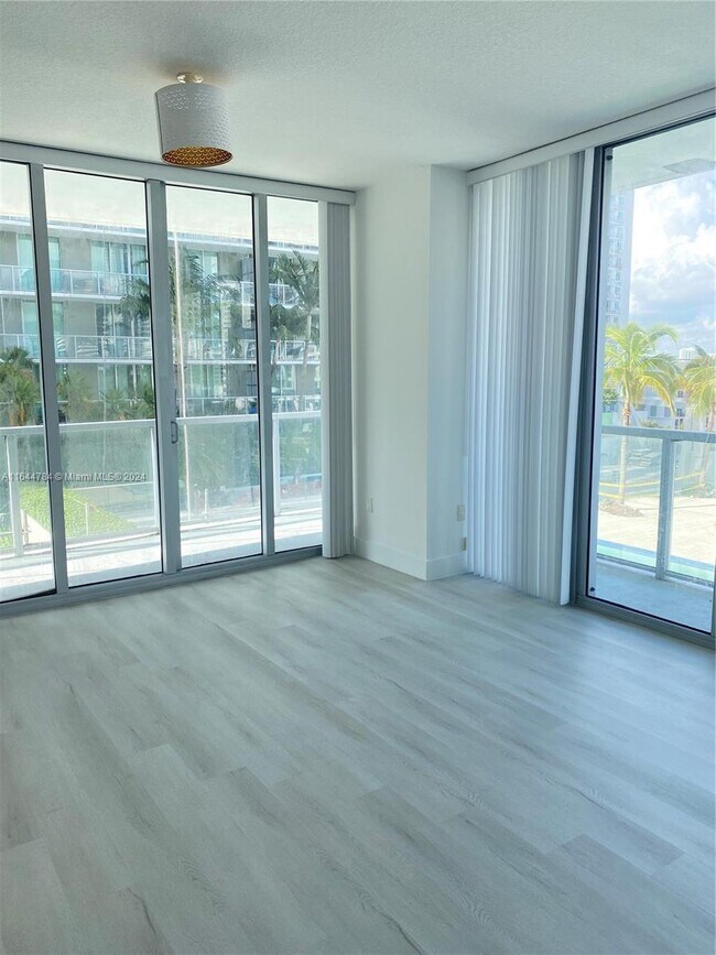 1111 SW 1st Ave Unit 1014, Miami, FL 33130 Condo for Rent in Miami