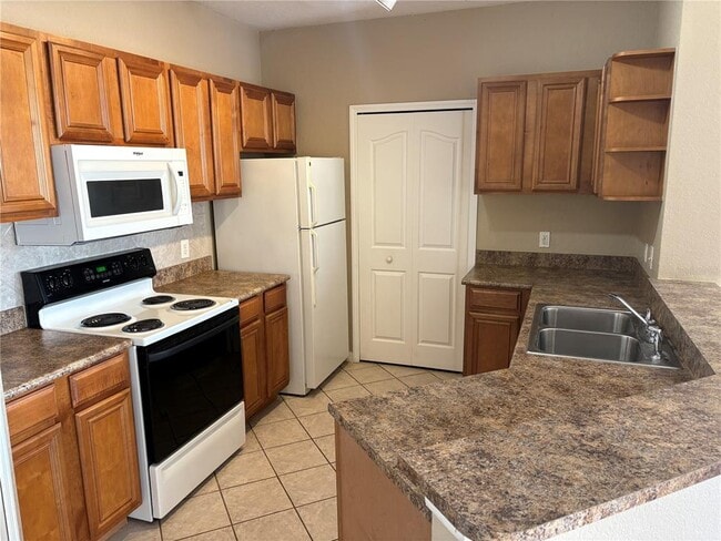 Foto del edificio - 6177 Metrowest Blvd