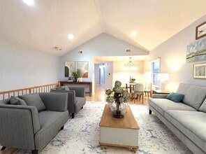 Building Photo - 27 Jewett Ave