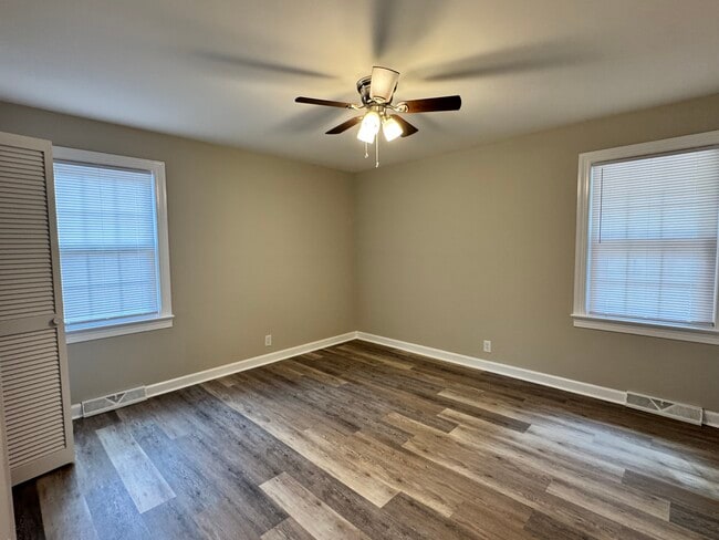 Building Photo - 821 Buck Swamp Rd