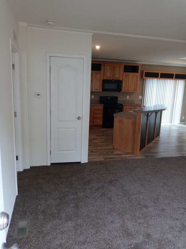 Foto del edificio - 3bd/2 bath Mobile Home Available now!