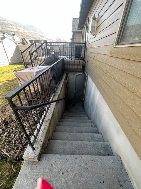 Separate Entrance - 739 S Rice Rd