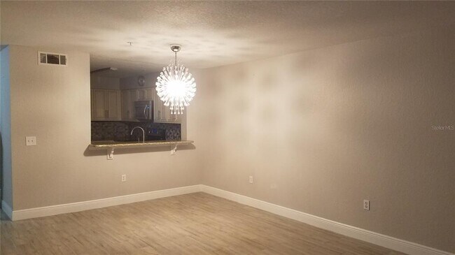 Foto del edificio - 14001 Fairway Island Dr