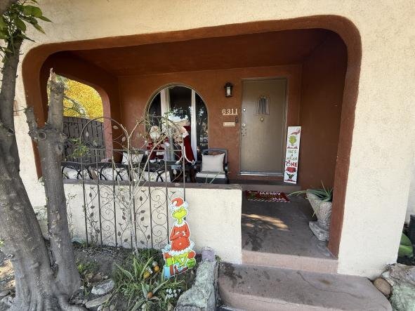 Foto del edificio - 6311 Heliotrope Ave