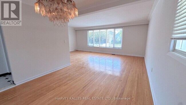 Photo du bâtiment - 6 Raven Rd