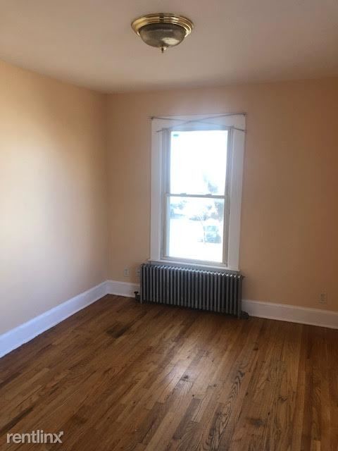 Building Photo - 4 br, 1 bath  - 155 James St Fl 2 Fl 2