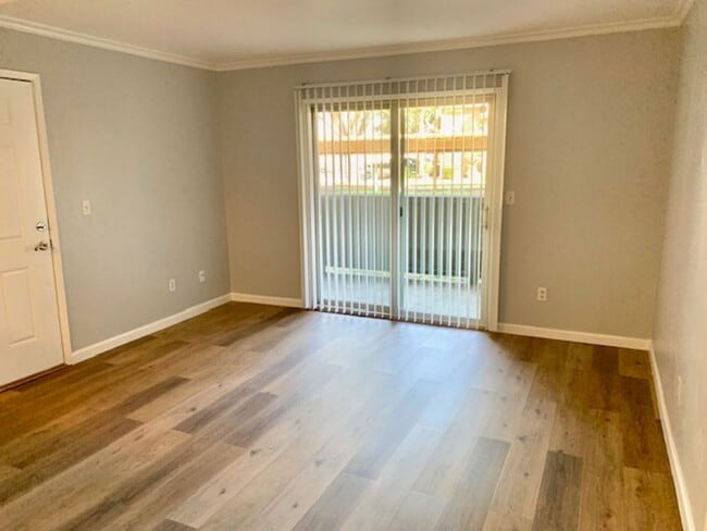 Building Photo - Great 1 bed 1 bath Condo in Pittsburg -- COMING SOON !!!