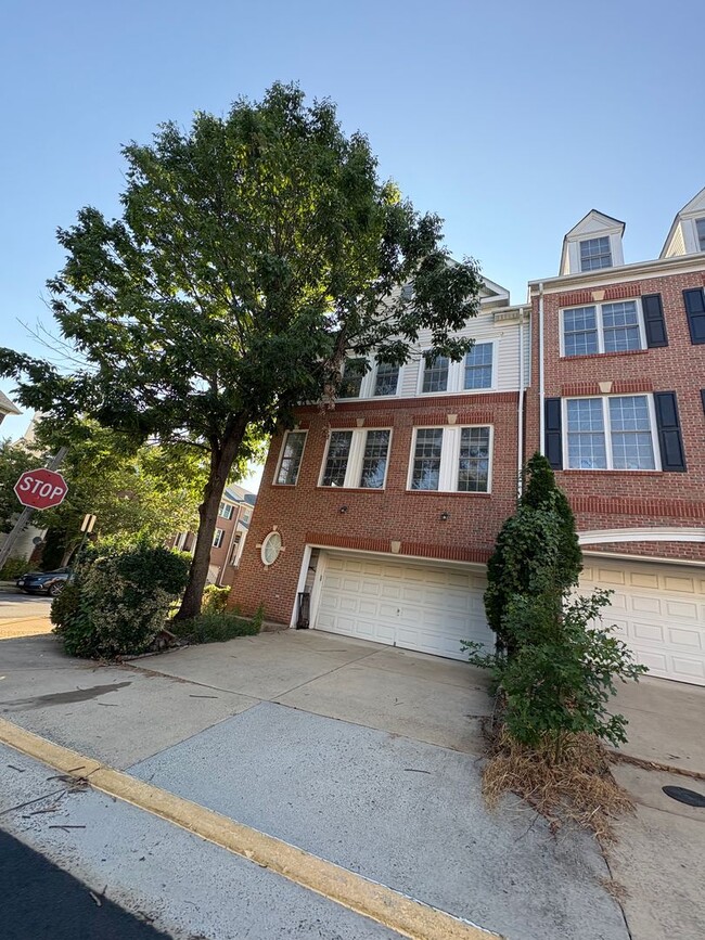 Building Photo - 20856 Rockingham Terrace