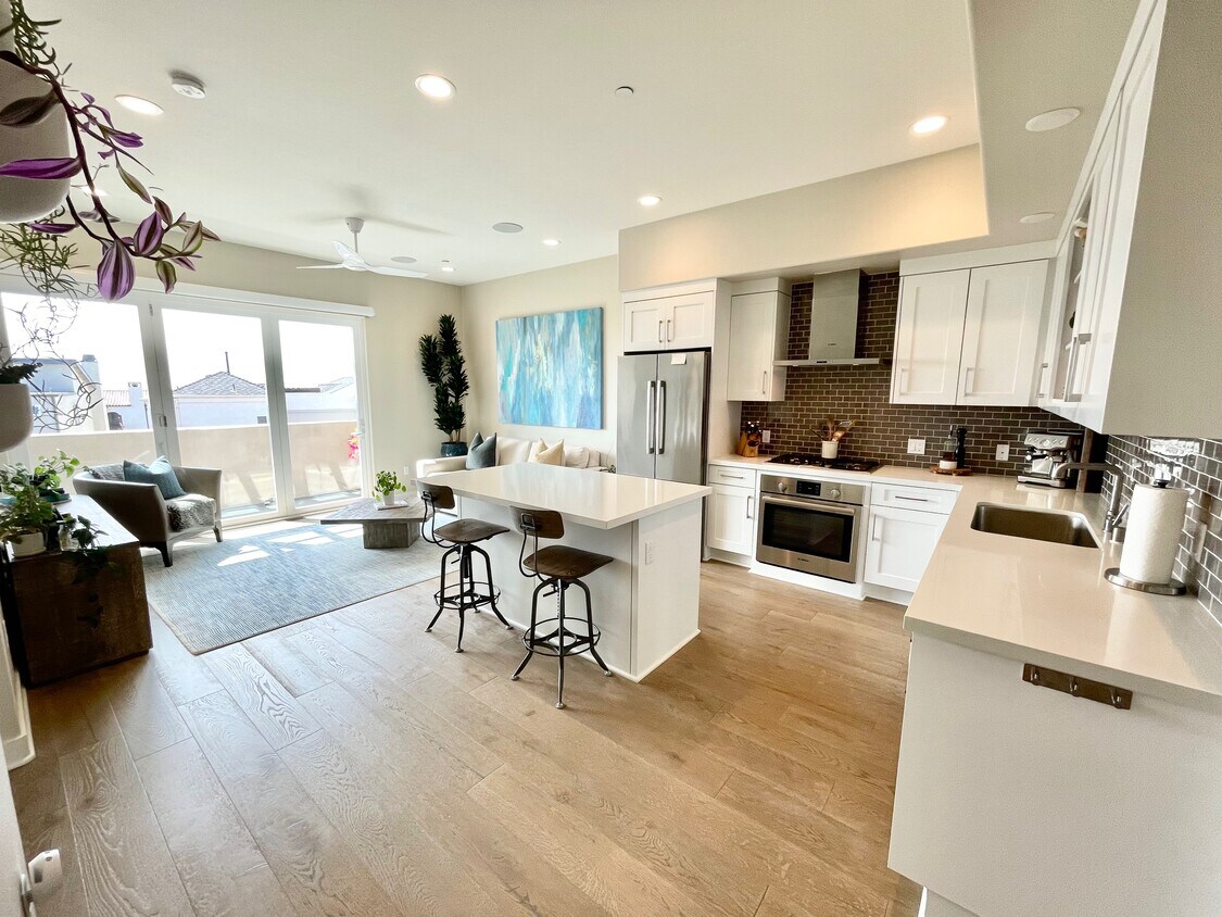 Foto principal - 5702 La Jolla Blvd