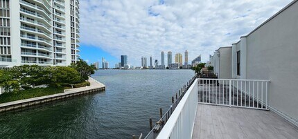 Building Photo - 3745 NE 171 St