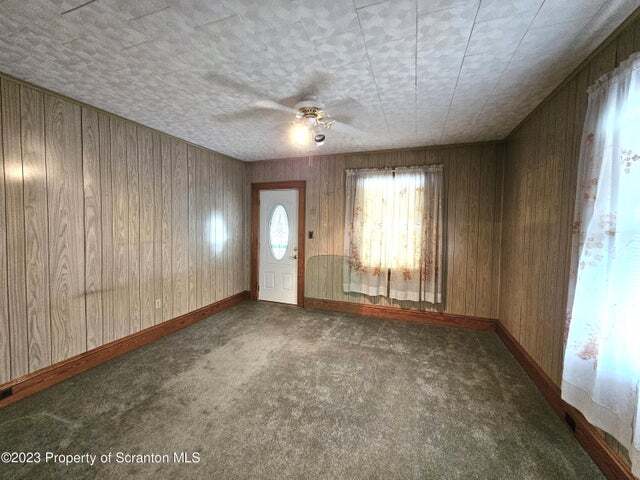 Building Photo - 601 Edgar St