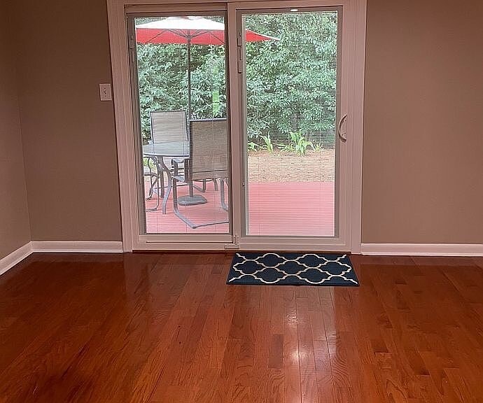 Foto del edificio - 3688 Blackshear Ct