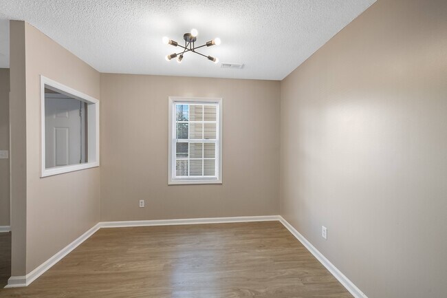 Foto del edificio - Spring Lake Apartments