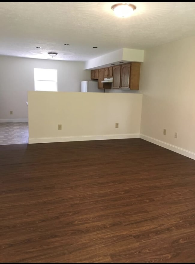 Building Photo - 5149 Teays Valley Rd