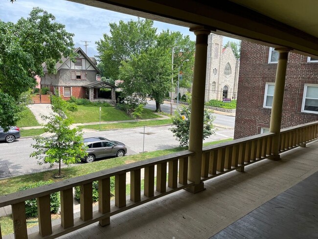 Private Balcony - 3840 Harrison Blvd