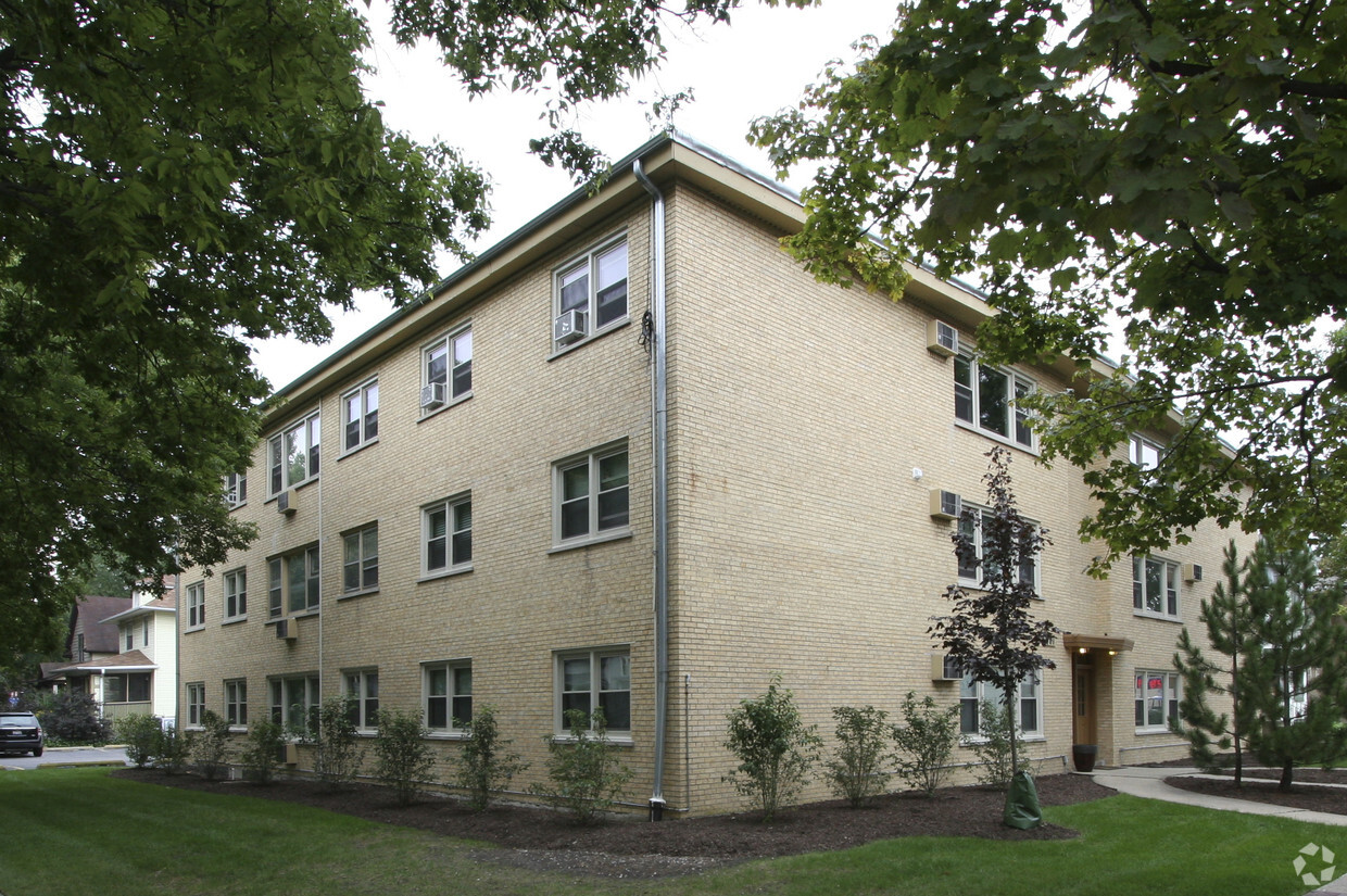 Foto del edificio - 301 Chicago Ave