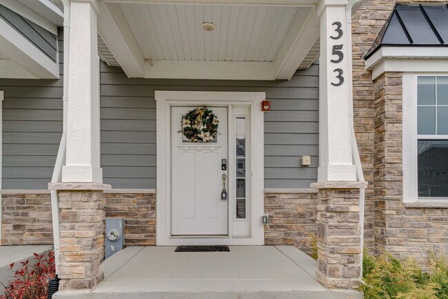 Building Photo - 353 Hoffmann Dr