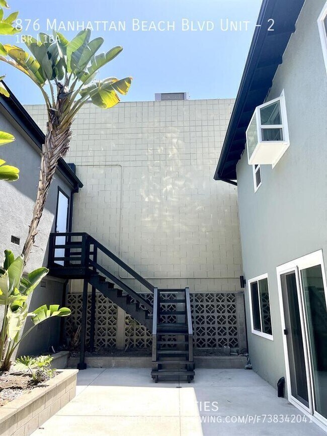 Foto del edificio - 876 Manhattan Beach Blvd