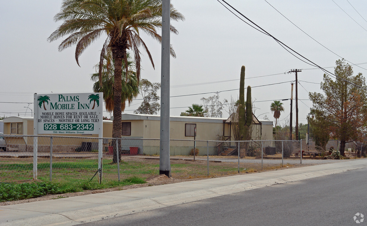 Building Photo - The Palms Mobile Home Park-82 Sp.