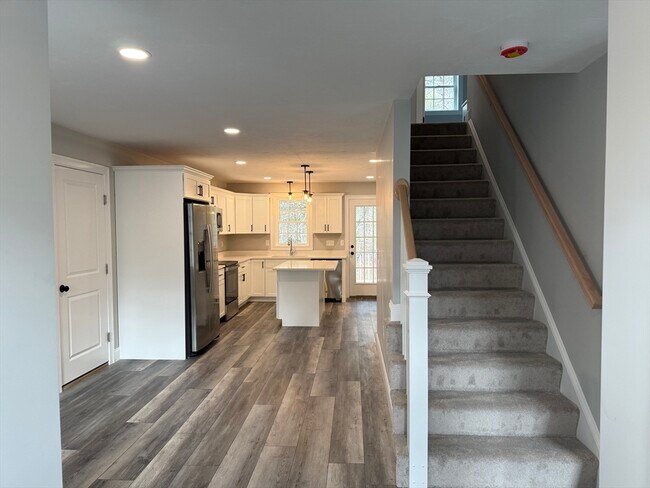 Building Photo - 19 Kashmirs Way