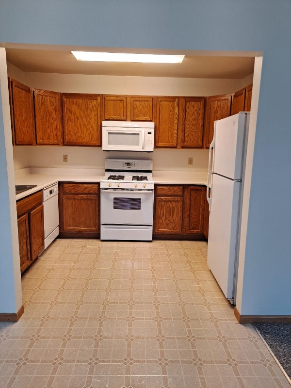 Foto del edificio - 5725 W Barton St