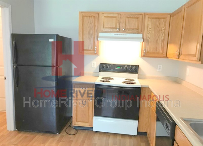 Building Photo - 2484 Summerwood Ln