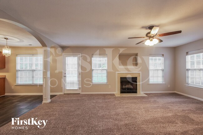 Foto del edificio - 2038 Twilight Ln