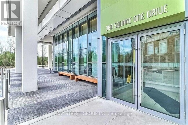 Building Photo - 360 Square One Dr