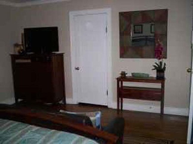 Foto del edificio - 1203 Wilcox Ave