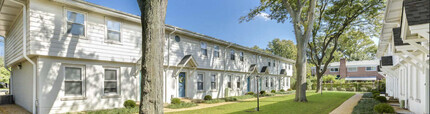 Building Photo - 3119 Lake Ave