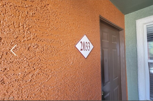 Building Photo - 8101 W Flamingo Rd