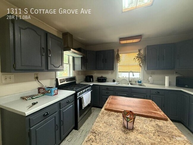 Foto del edificio - 1311 S Cottage Grove Ave