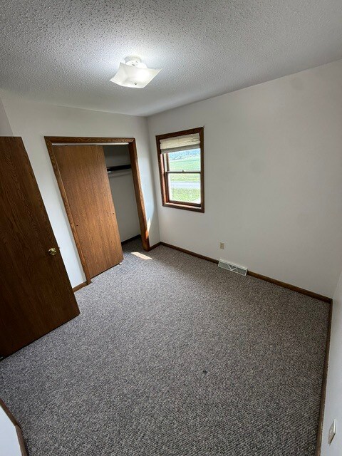 Foto del edificio - 8062 Millfair Rd