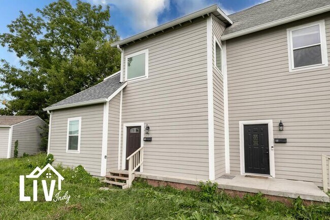 Foto del edificio - 330 N Randolph St