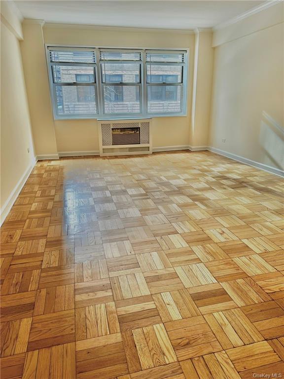 Foto del edificio - 321 E 45th St