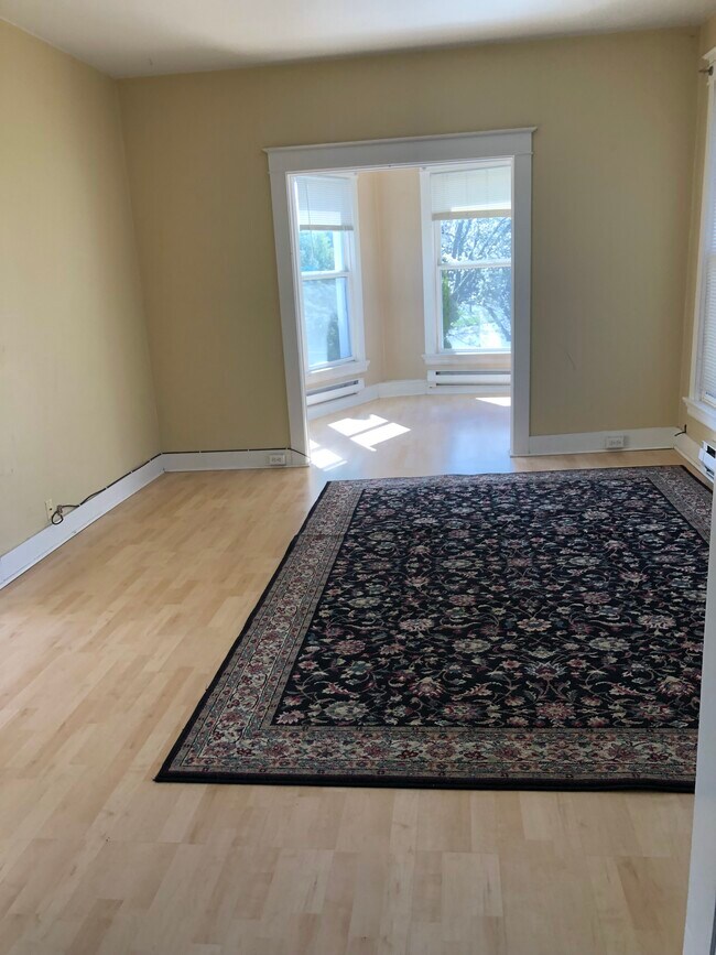 1303 Division Ave Unit 2, WA 98403 Rentals in at 1303