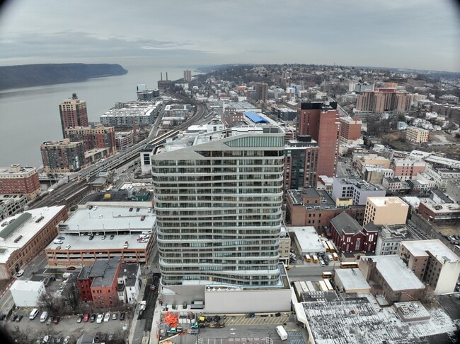 3D Exterior - Hudson 44