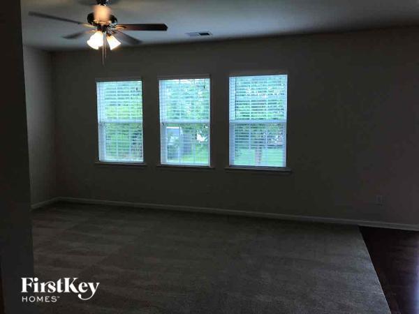 Building Photo - 12409 Dove Meadow Drive