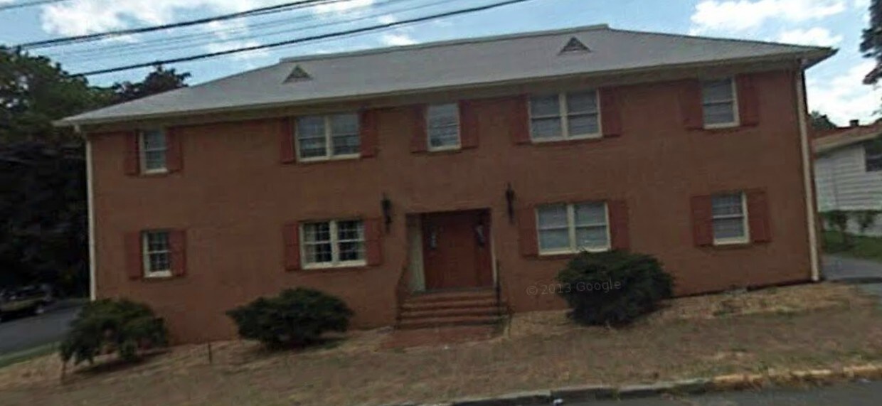 506 S Braddock St, Winchester, VA 22601 Apartments in Winchester, VA