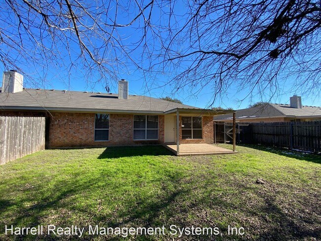 Building Photo - 3 br, 2 bath House - 978 Parkview Circle