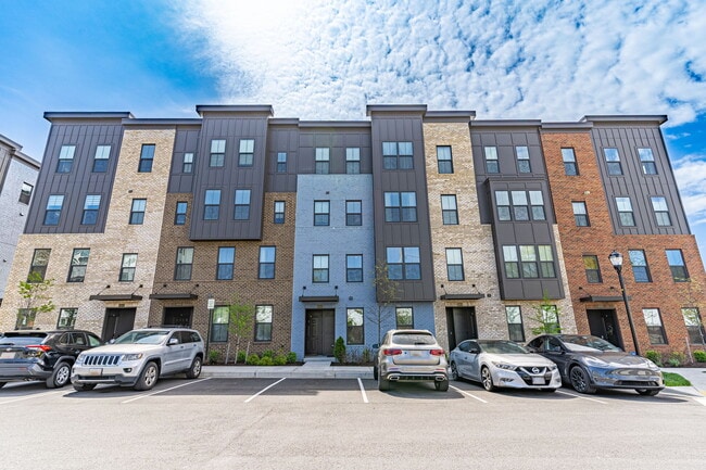 Front View - Blue - 10041 Ruffian Way