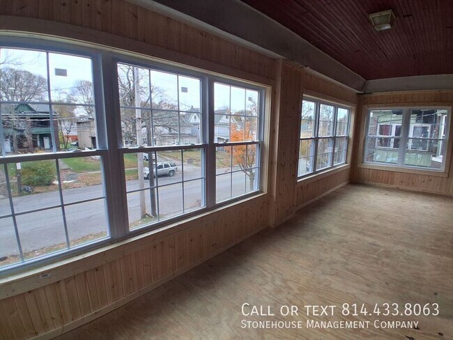 Foto del edificio - 620 E 6th St