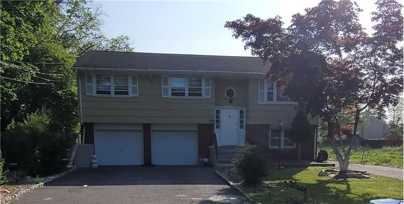 Primary Photo - 4 Arlington Pl